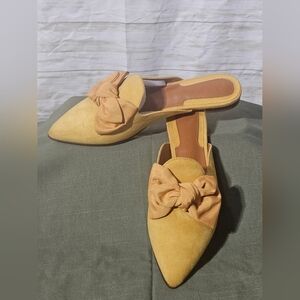 Elegant Yellow Mules with Bow Detail